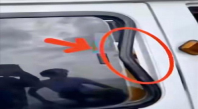 بعد كسر نوافذ 3 باصات.. سرقة 12 هاتفًا من مرتادي شاطئ العشاق في عدن