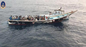 خفر السواحل يضبط قارب تهريب في خليج عدن