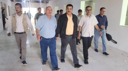 الداؤودي يتفقد سير العمل بمشروع بناء مخازن اللقاحات