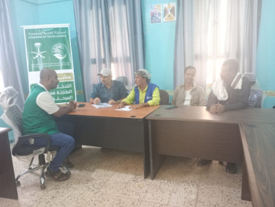 لحج.. مدير عام المسيمير يبحث مع مؤسسة يماني خطة توزيع المساعدات الغذائية المدعومة من مركز الملك سلمان