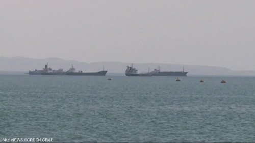 إيران تهدد بإعاقة الملاحة في البحر الأحمر