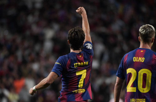 برشلونة يصعد ضد “يويفا”.. شكوى ثانية تشعل أزمة التحكيم