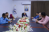 وزير الشؤون الاجتماعية والعمل يناقش مع منظمة يمن إيد تعزيز فاعلية التدخلات الإنسانية والتنموية