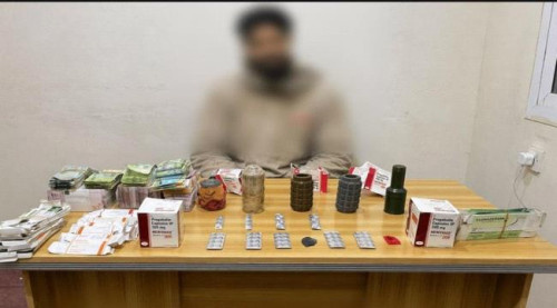 عدن.. ضبط متهم بحوزته حشيش وكميات من الحبوب المخدرة ومتفجرات في مديرية خورمكسر