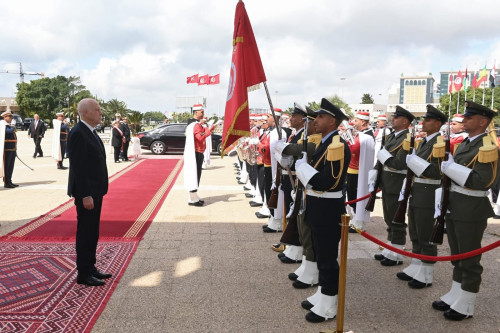 سفير اليمن عميد السلك الدبلوماسي بتونس عبدالناصر باحبيب يشارك في الافتتاح الرسمي “للدورة الاربعين لمعرض تونس الدولي للكتاب”
