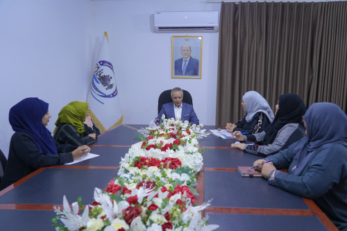 وزير الشؤون الاجتماعية والعمل يناقش مع اللجنة الوطنية للمرأة تعزيز الشراكة وتمكين المرأة