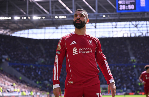 راتب ضخم وشروط واضحة.. تفاصيل مثيرة في صفقة محتملة لصلاح