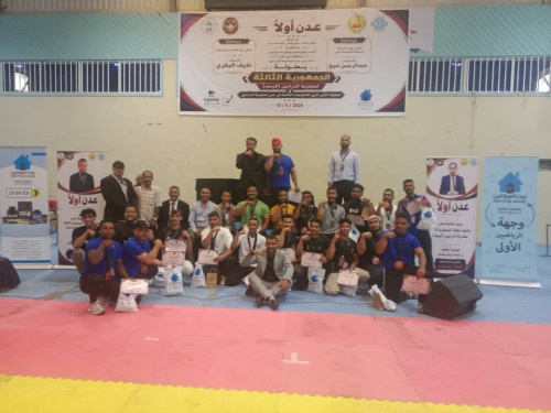 انطلاق منافسات البطولة الثالثة للمصارعة الذراعين والبطولة الاولى لذوي الاحتياجات الخاصة في العاصمة عدن