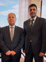 الهمداني يلتقي المدير التنفيذي لصندوق النقد الدولي لبحث تعزيز الشراكات الدولية وتطوير القطاع المصرفي اليمني
